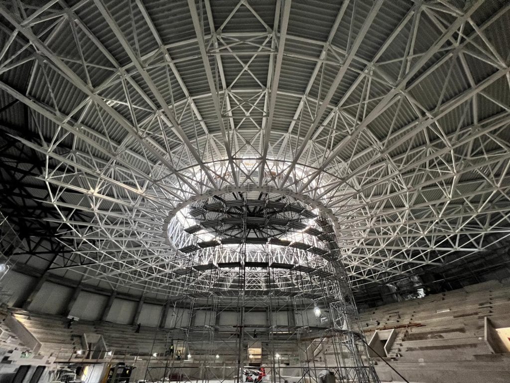 Montaj structuri metalice și prefabricate din beton pentru construcții industriale